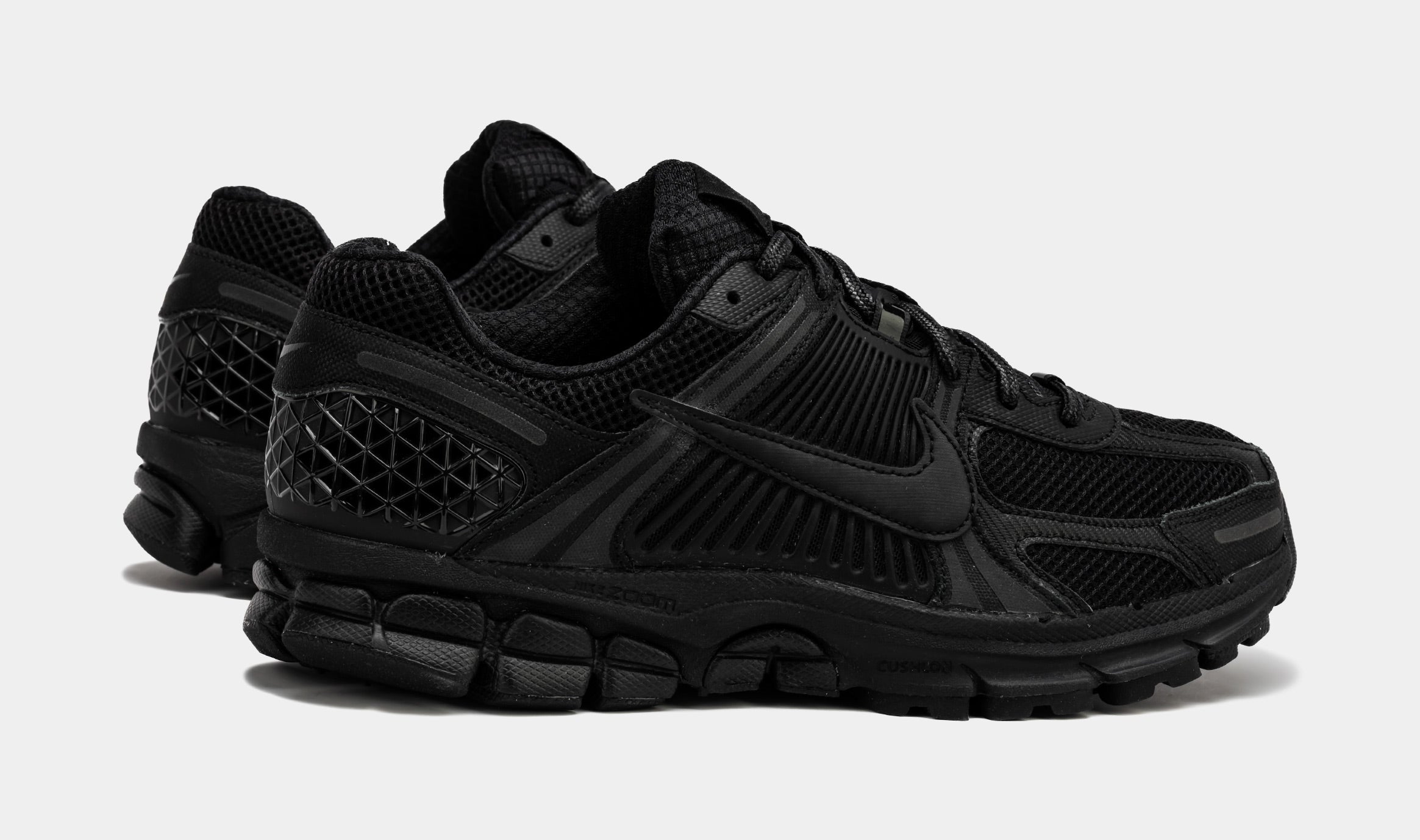 Zoom Vomero 5 Triple Black Mens Running Shoes (Black)