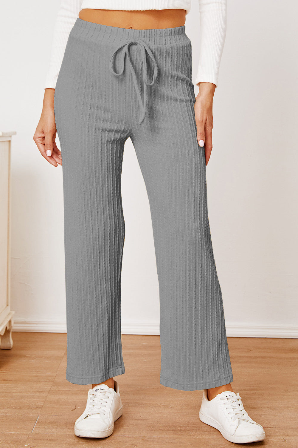 Textured Elastic Waist Straight Pants