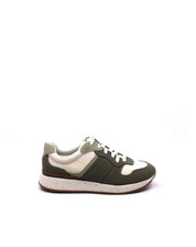 Women's Retrainer Sneaker In Moss Green