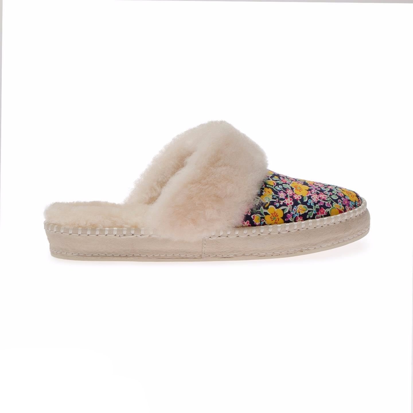 UGG Scuffette Liberty White Slippers