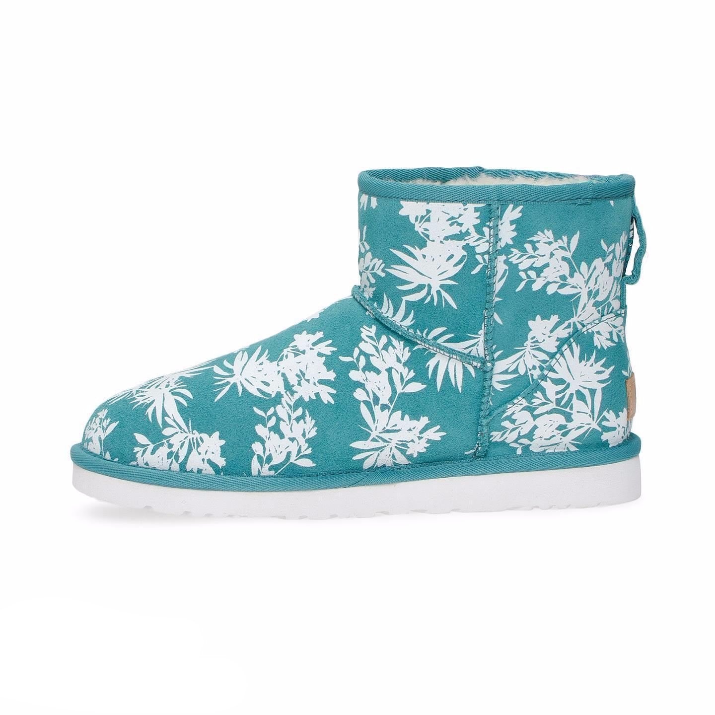 UGG Classic Mini Hawaii Boots