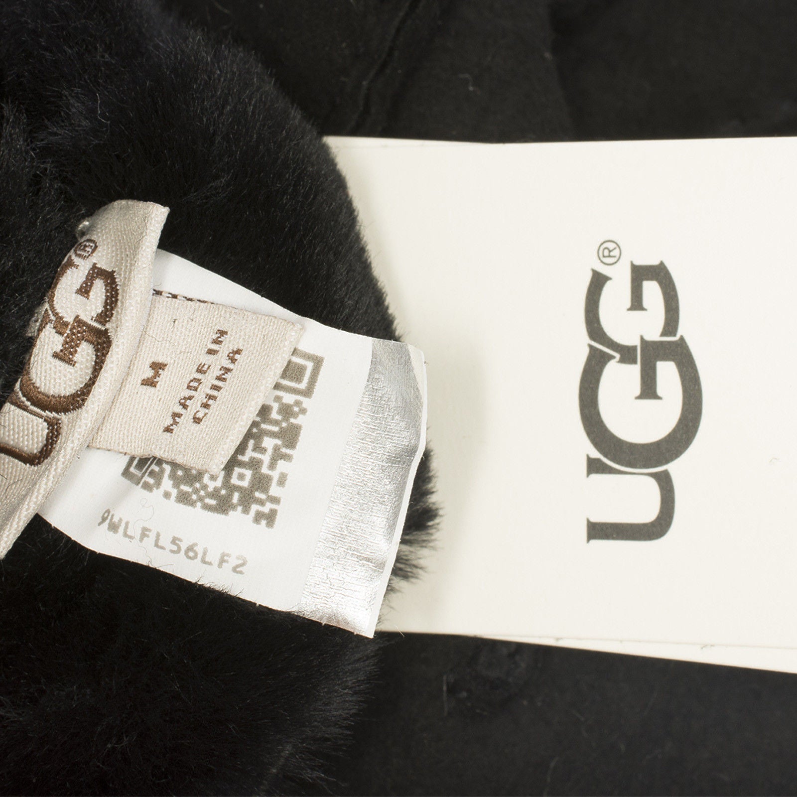 UGG Lace Up Glove Black