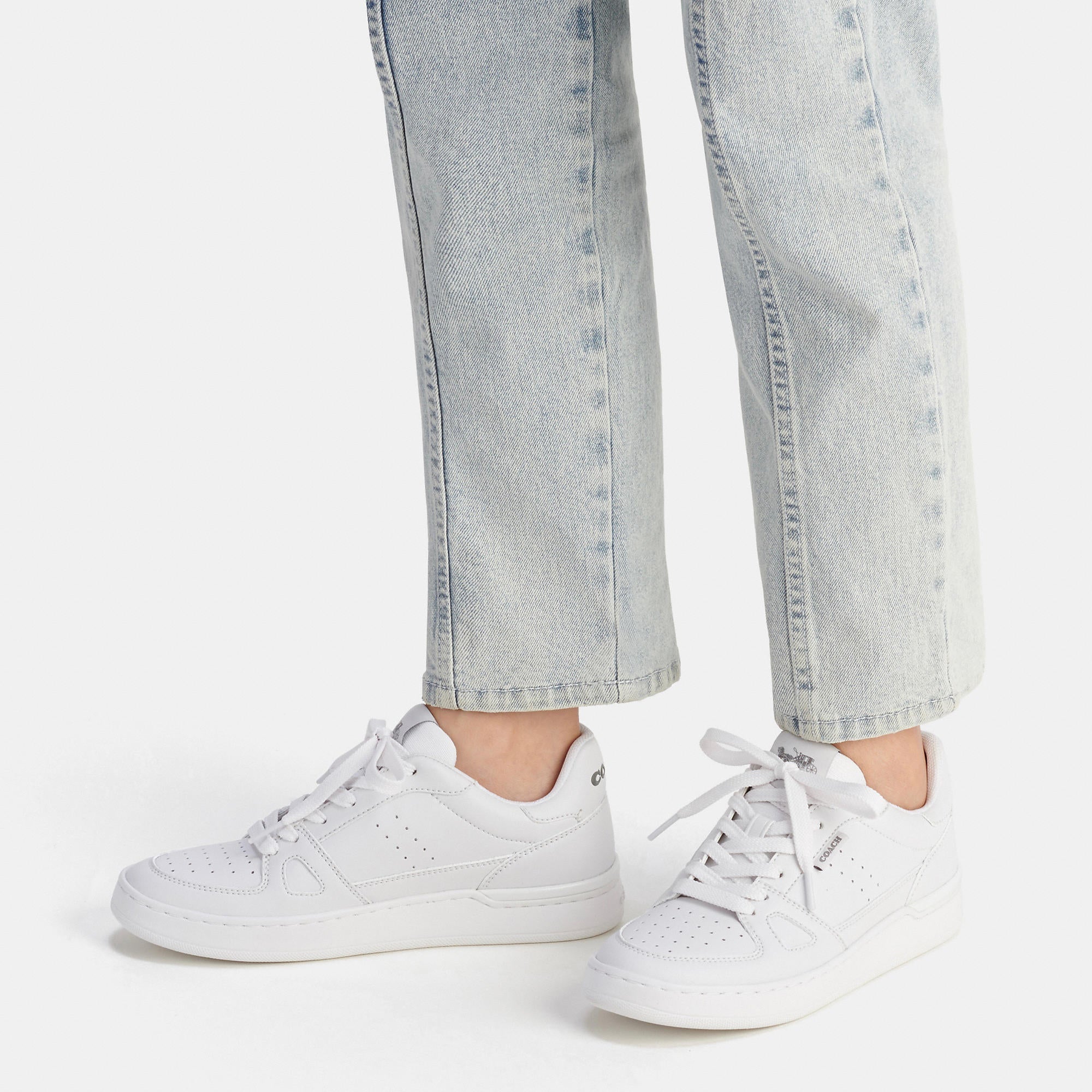 Coach Outlet Clip Court Low Top Sneaker