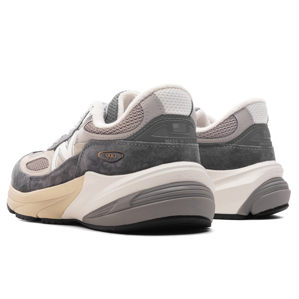 990v6 - Castlerock/Moonrock