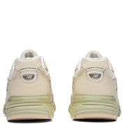 990v4 Made in USA - Macadamia Nut/Morel