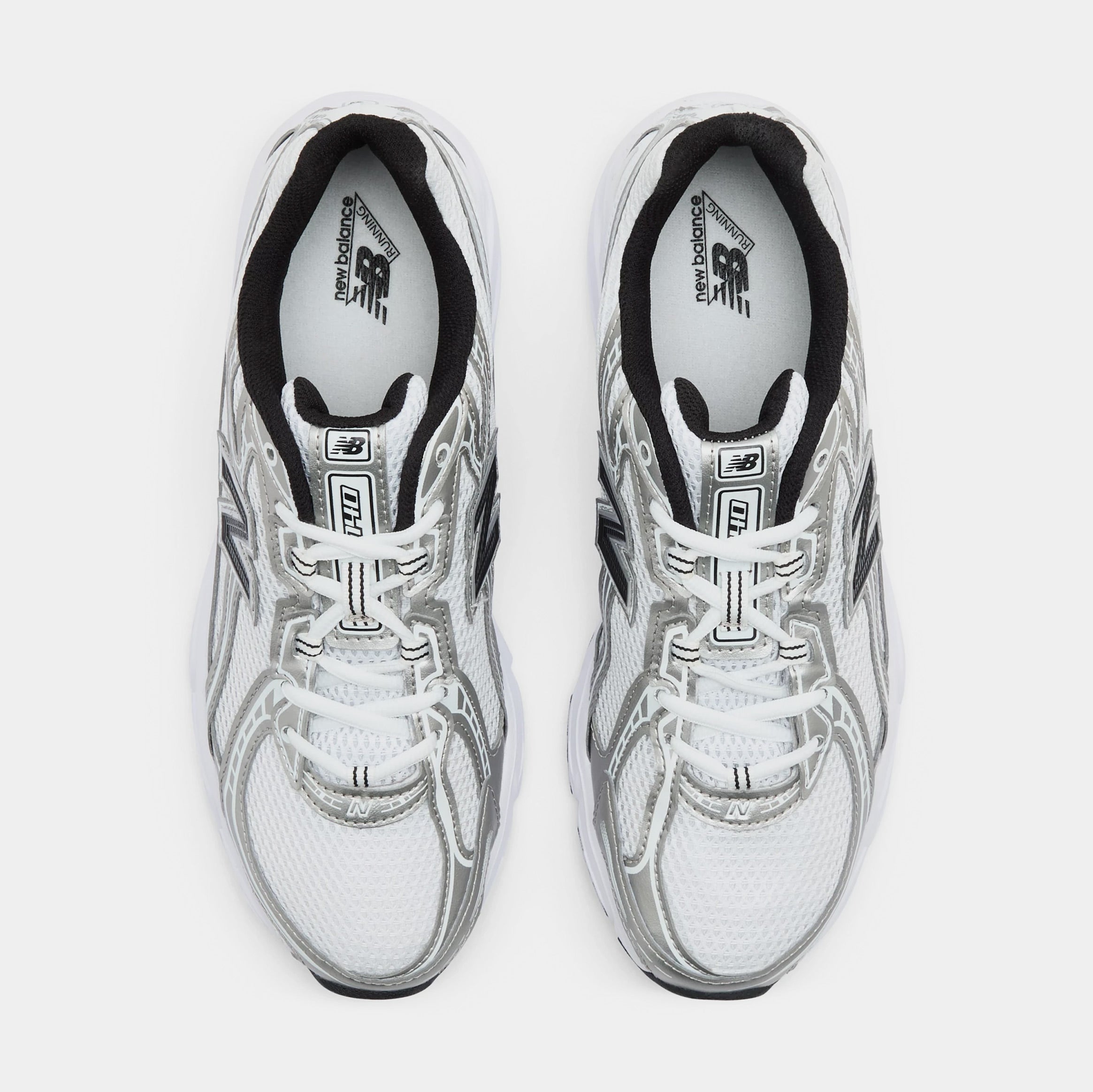 740 Mens Running Shoes (White/Silver Metallic/Black)