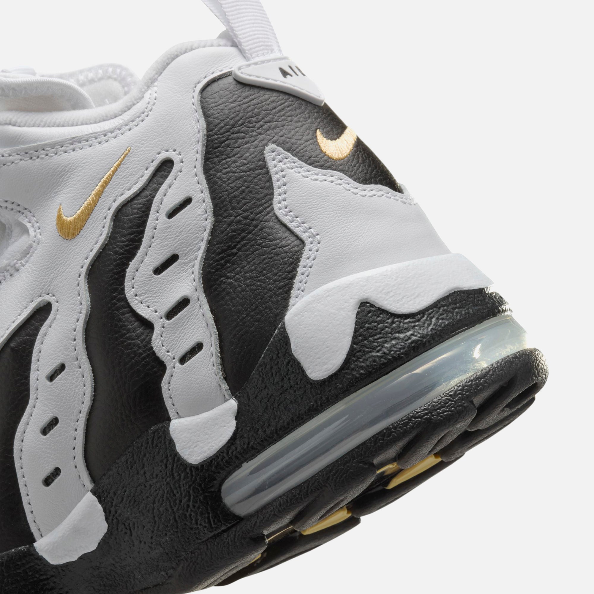 Nike Air DT Max 96 - White / Black / Vegas Gold