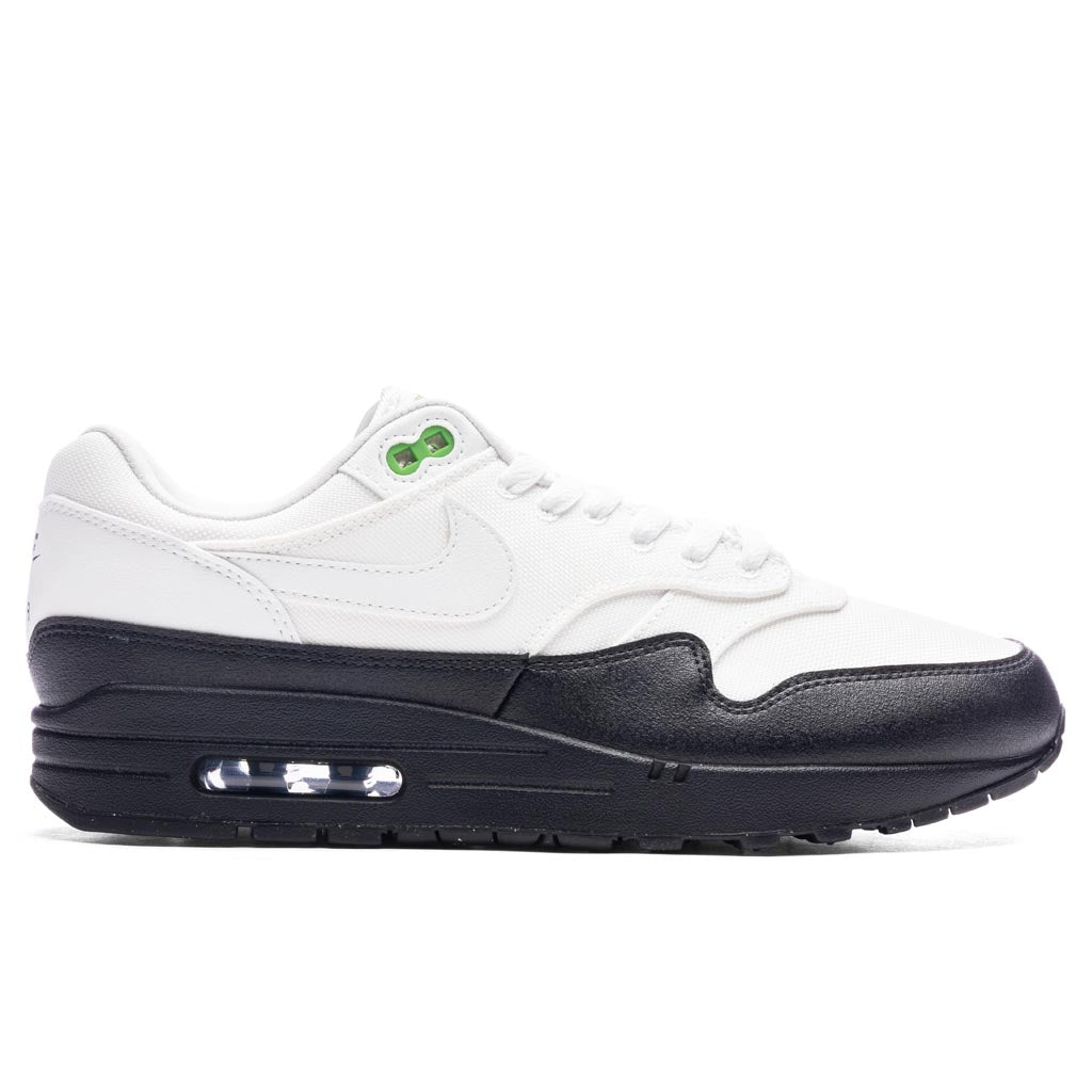 Air-Max-1-SE---Summit-White-Black-FZ5160-121---03-10-24---Feature--VR.jpg