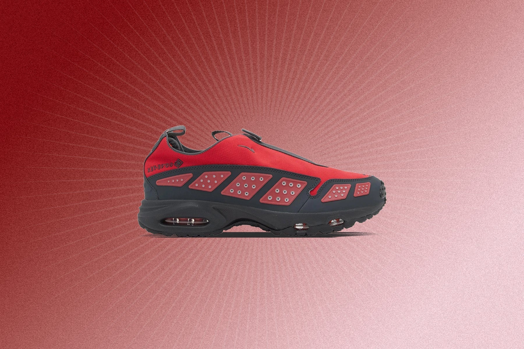 Women's Air Max SNDR GTX - Hyper Crimson/Dark Smoke Grey/Fire Red