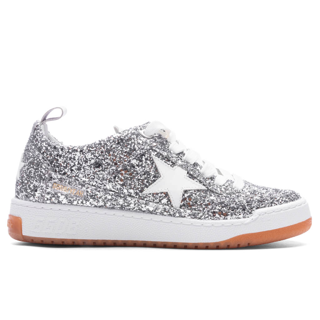 Golden-Goose-Women_s-Yeah-Glitter---Silver-White-GWF00130.F002684.70137-12-28-22-Feature-VR-6.jpg