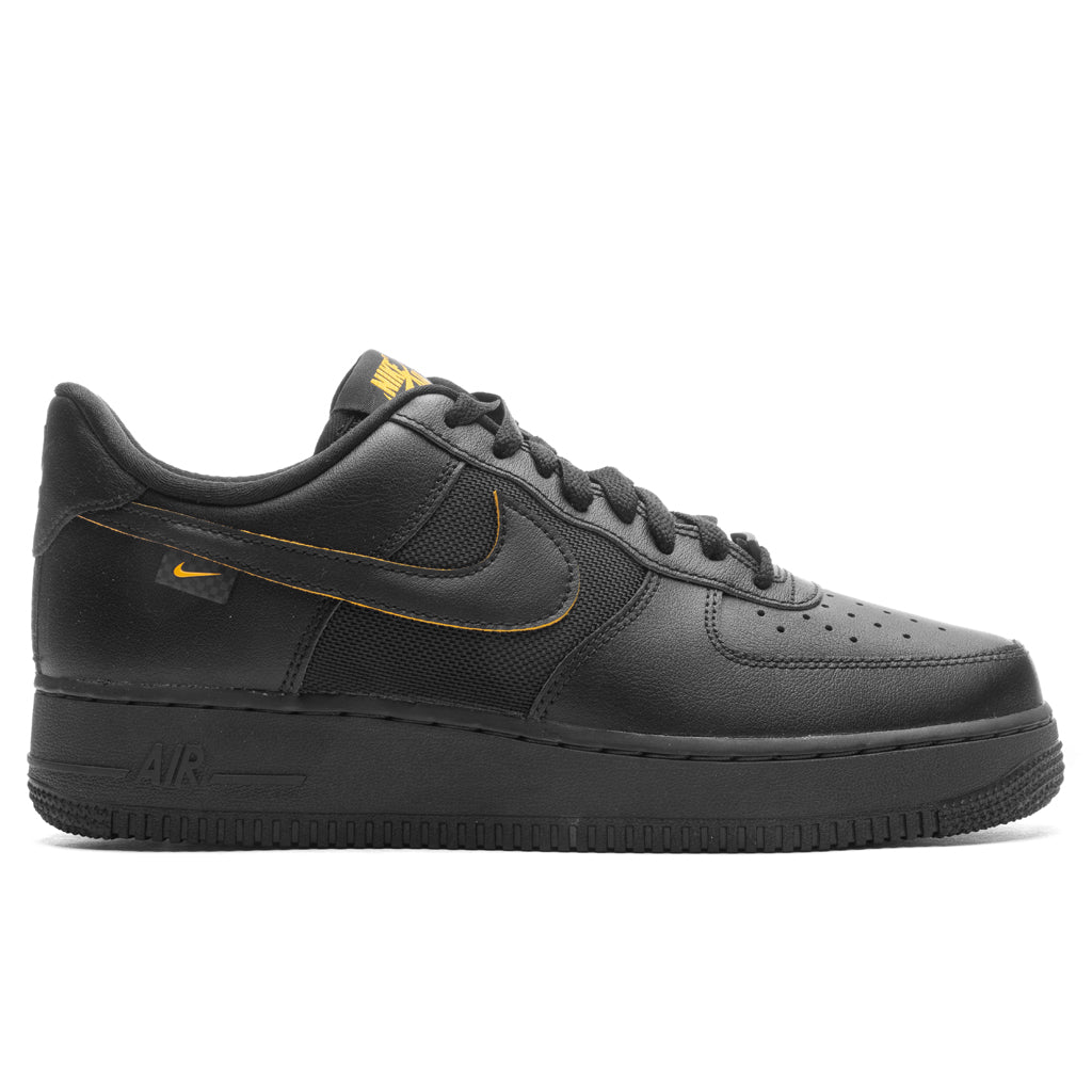 NIKE-AIR-FORCE-1-_07---BLACK-UNIVERSITY-GOLD-DK-SMOKE-GREY-FZ4617-001---03-12-24---Feature--VR.jpg