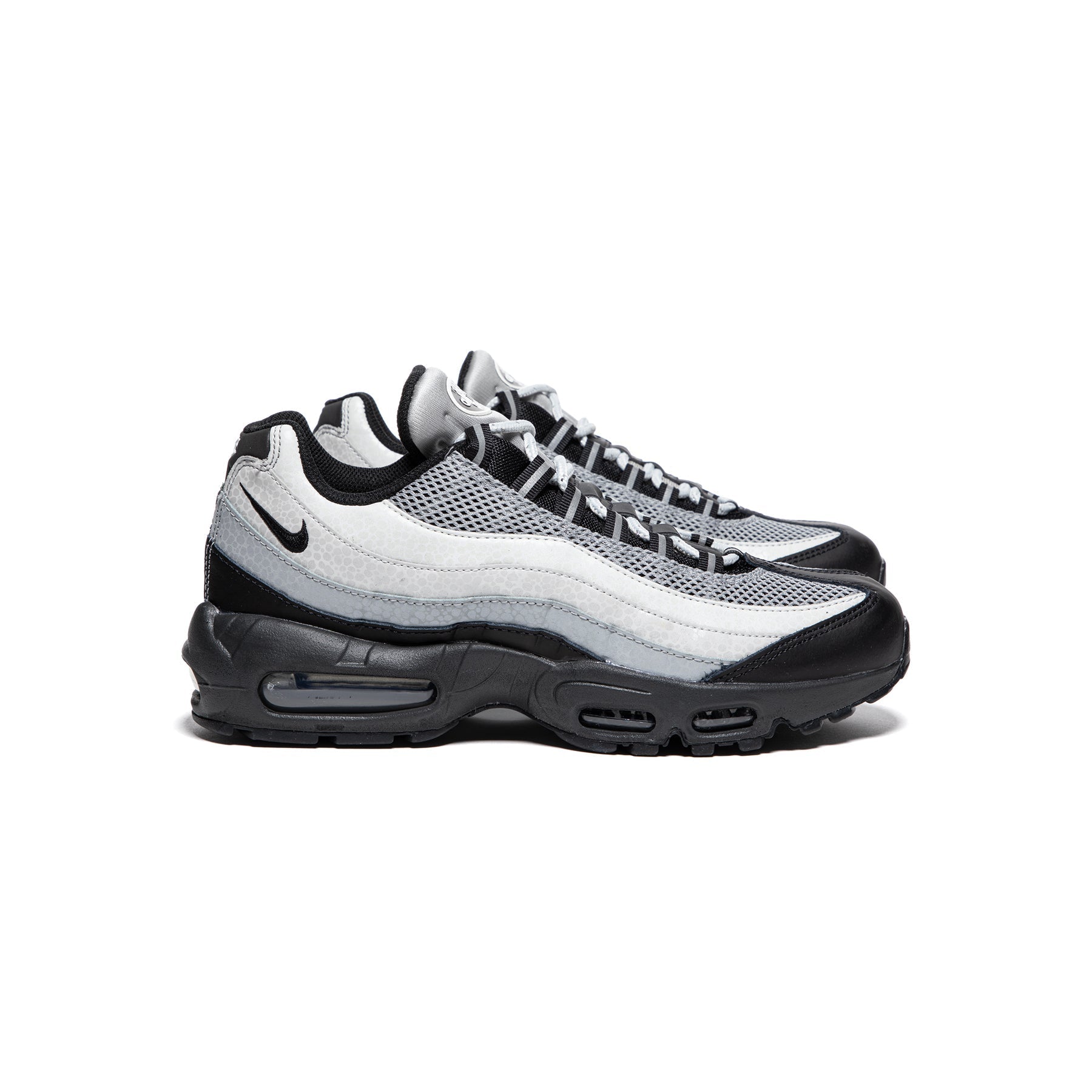 NIKEAIRMAX95LX-DV5581-001LTSMOKEGREYBLACK-PHOTONDUST-SAIL_01.jpg