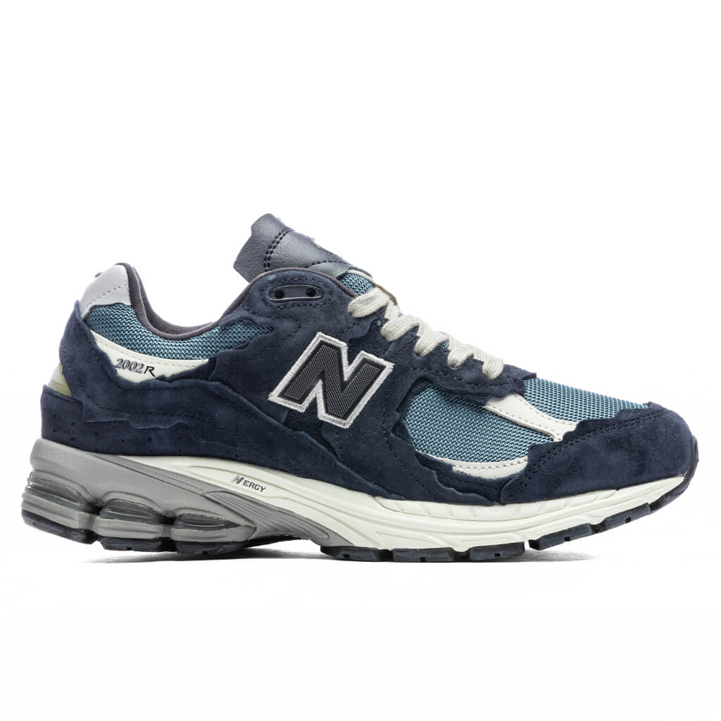 New-Balance-2002R---Dark-Navy--M2002RDF---10-15-22---Feature-JORDAN-3.jpg