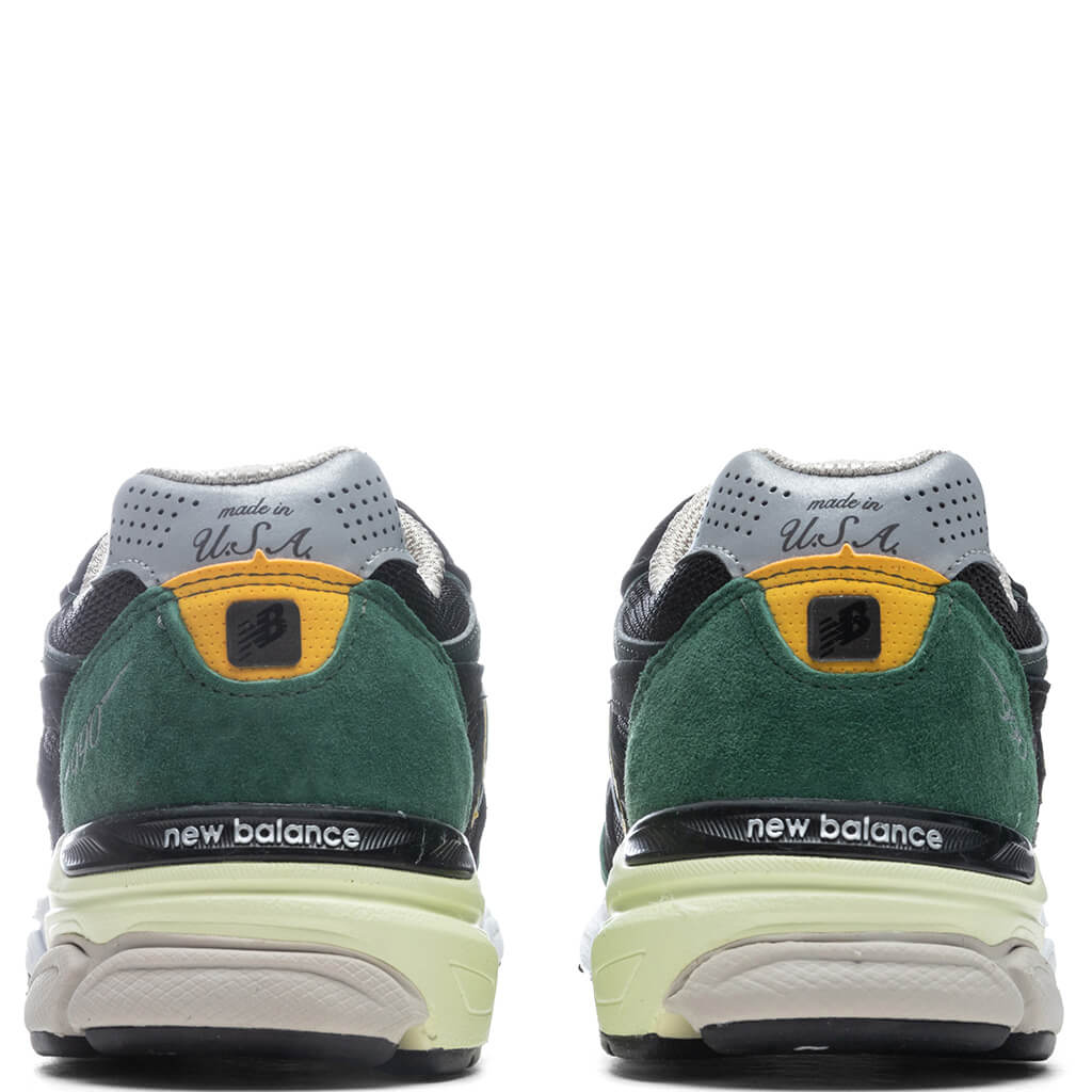 990v3 - Black/Green