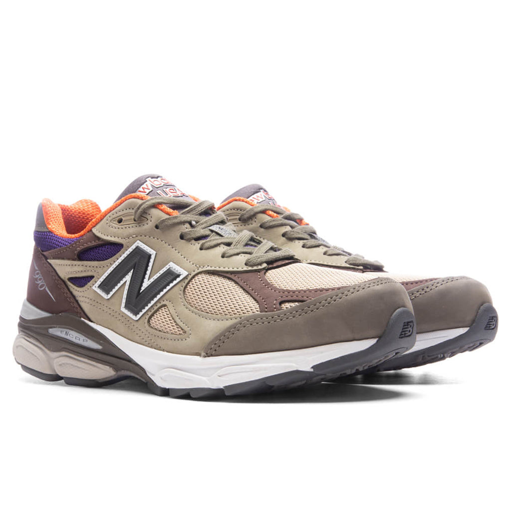 New-Balance-990v3---Tan-M990BT3---04-22-23---Feature--DV-4.jpg