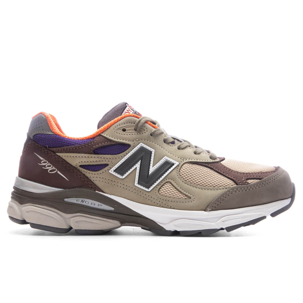 990v3 - Tan