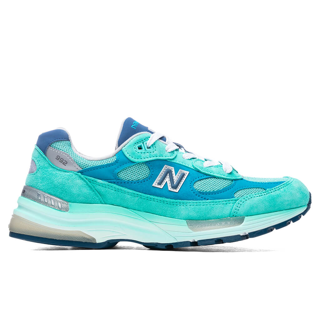 New-Balance-992---Blue-Silver-Metallic-M992TB---08-20-2021---01.jpg