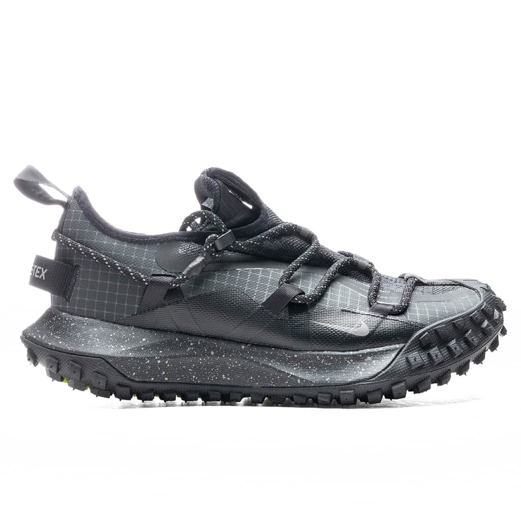 Nike-ACG-Mountain-Fly-Low-GORE-TEX-SE---Dark-Smoke-Grey-Iron-Grey--DD2861-002----06-20-22---Feature-JORDAN.jpg