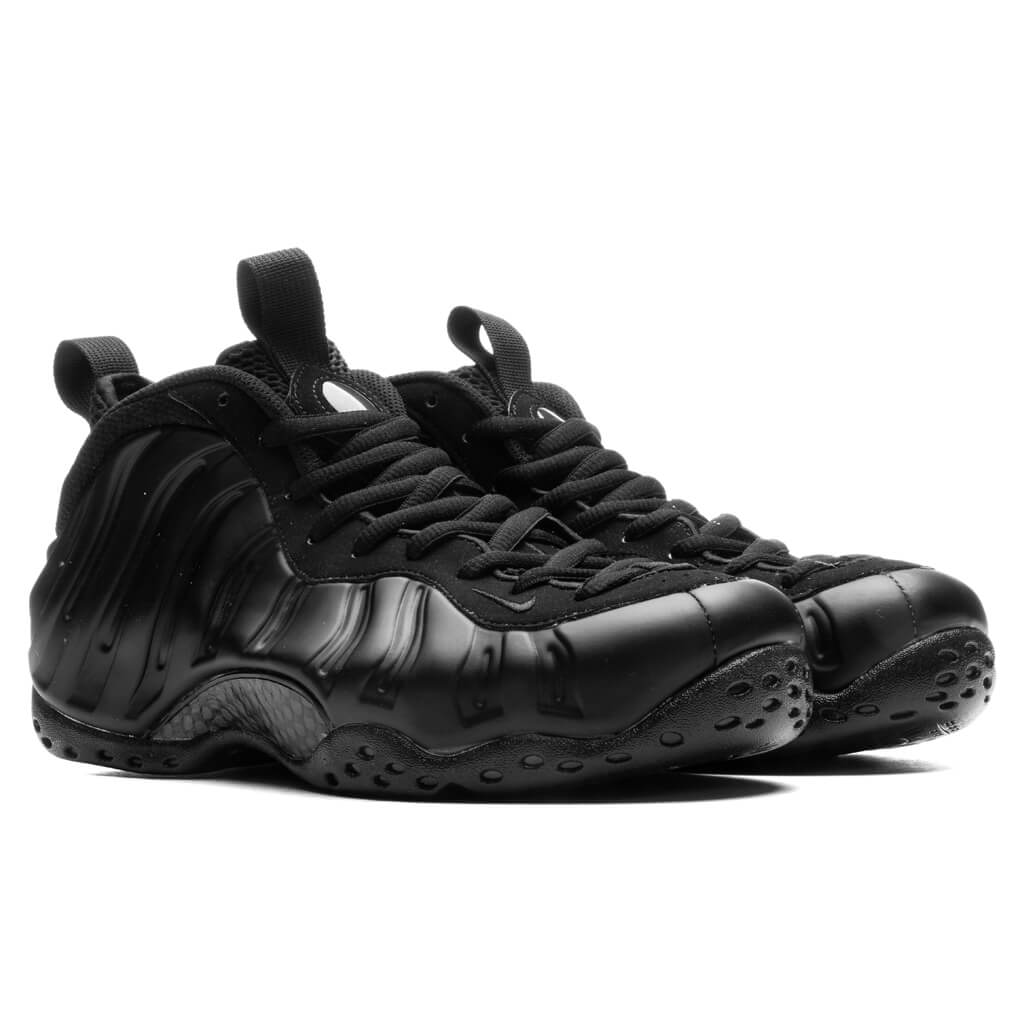 Nike-Air-Foamposite-One---Black-Anthracite-Black-FD5855-001-11-22-23-Feature-JP-5.jpg