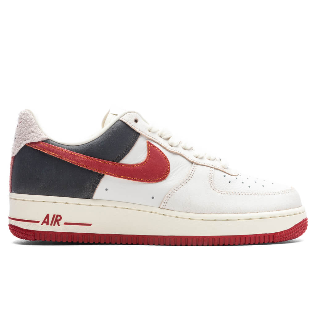 Nike-Air-Force-1-_07-PRM---Summit-White-Gym-Red-Coconut-Milk-FQ8743-121---10-06-23---Feature--KN.jpg