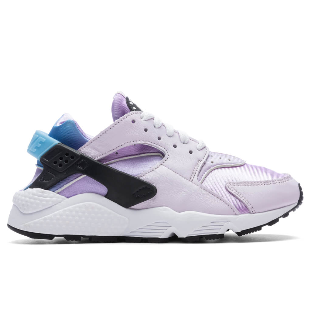 Nike-Air-Huarache-Women_s---Lilac-Black-Barely-Grape-DZ5207-500---10-11-22---Feature--VR.jpg