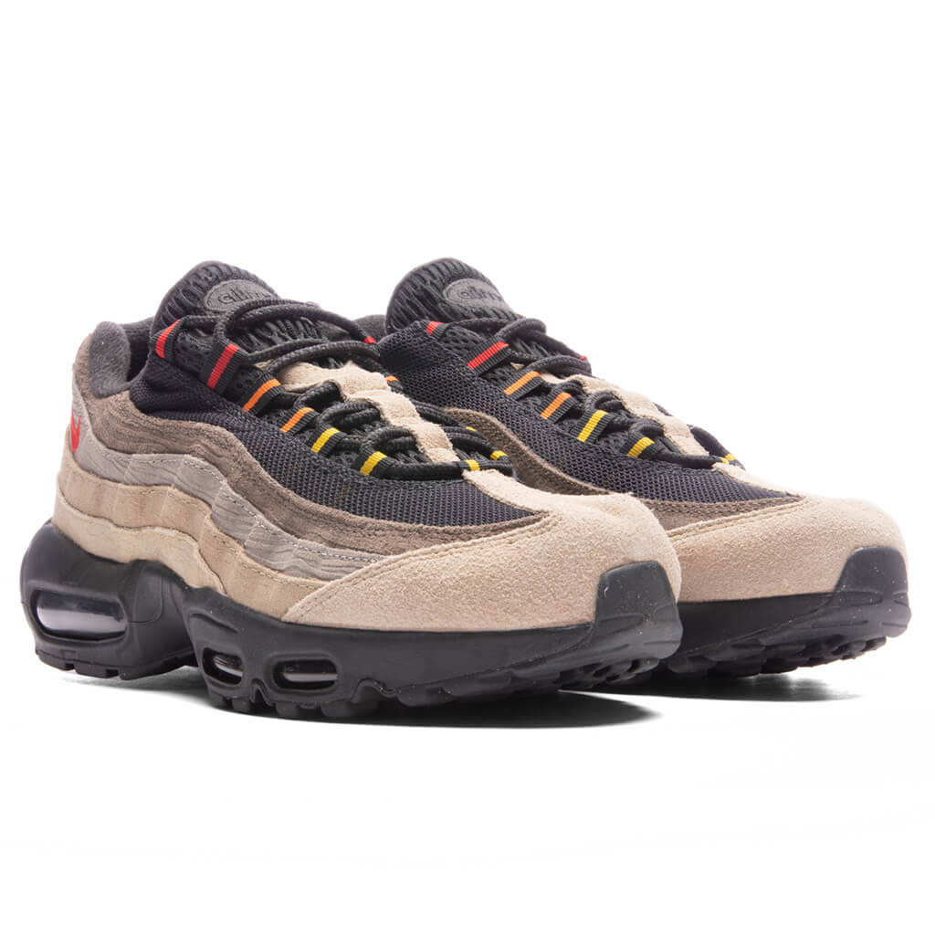 Nike-Air-Max-95---Off-Noir-University-Red-Rattan-DV3197-001---11-27-22---Feature--JM-3.jpg