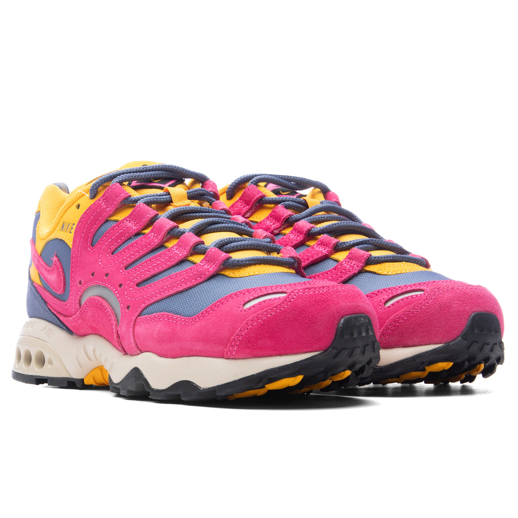 Nike-Air-Terra-Humara-SP---Alchemy-Pink-Sand-Drift-FQ9084-600----04-24-24---Feature--JP-4.jpg