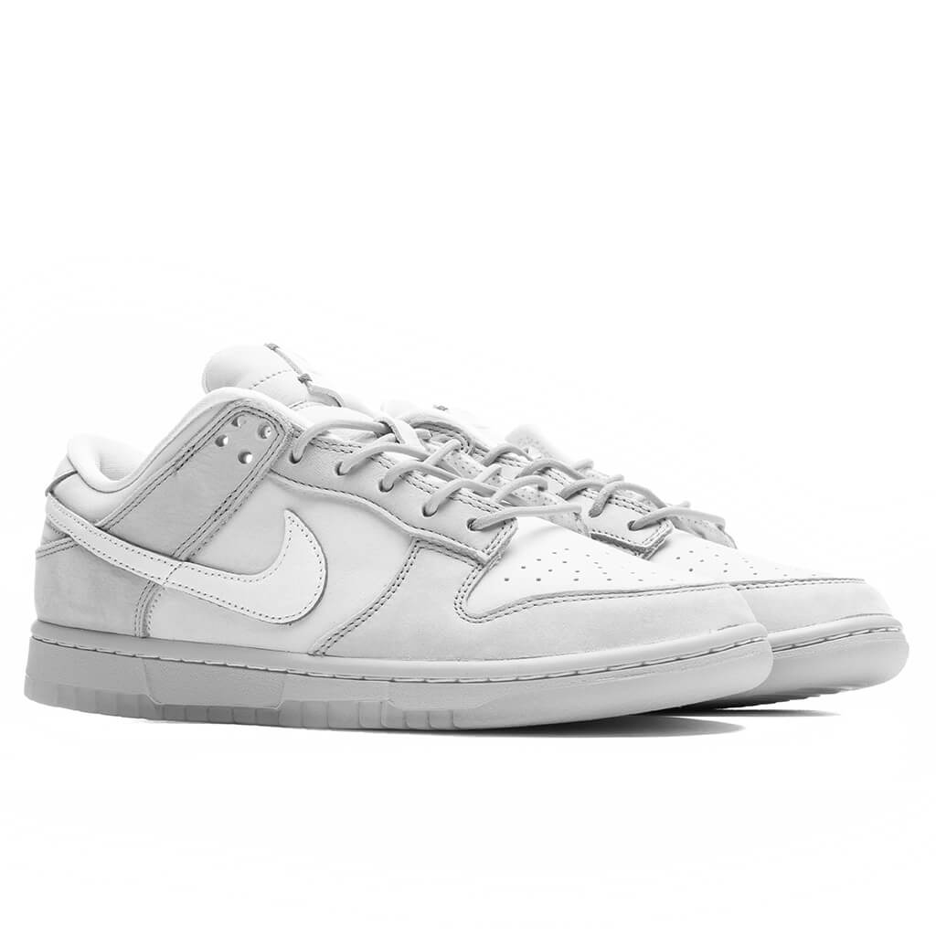 Dunk Low - Pure Platinum/Wolf Grey/Old Royal