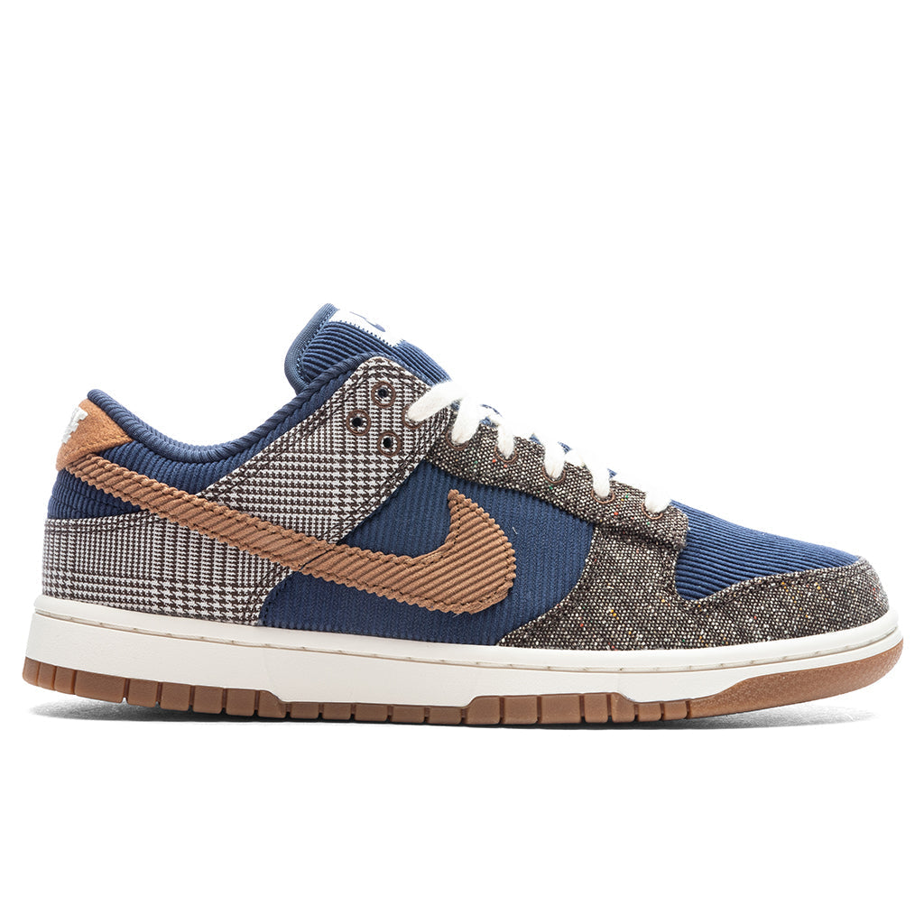 Nike-Dunk-Low-PRM---Midnight-Navy-Ale-Brown-Pale-Ivory-FQ8746-410-10-20-23-Feature-KN.jpg