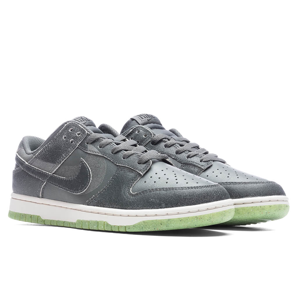 Nike-Dunk-Low-Retro-PRM---Iron-Grey-Phantom-Scream-Green-DQ7681-001-11-12-22-Feature-VR-8.jpg