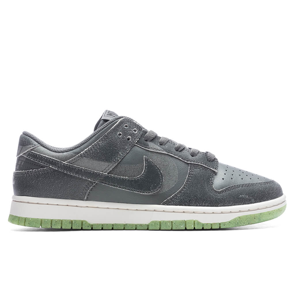 Nike-Dunk-Low-Retro-PRM---Iron-Grey-Phantom-Scream-Green-DQ7681-001-11-12-22-Feature-VR.jpg