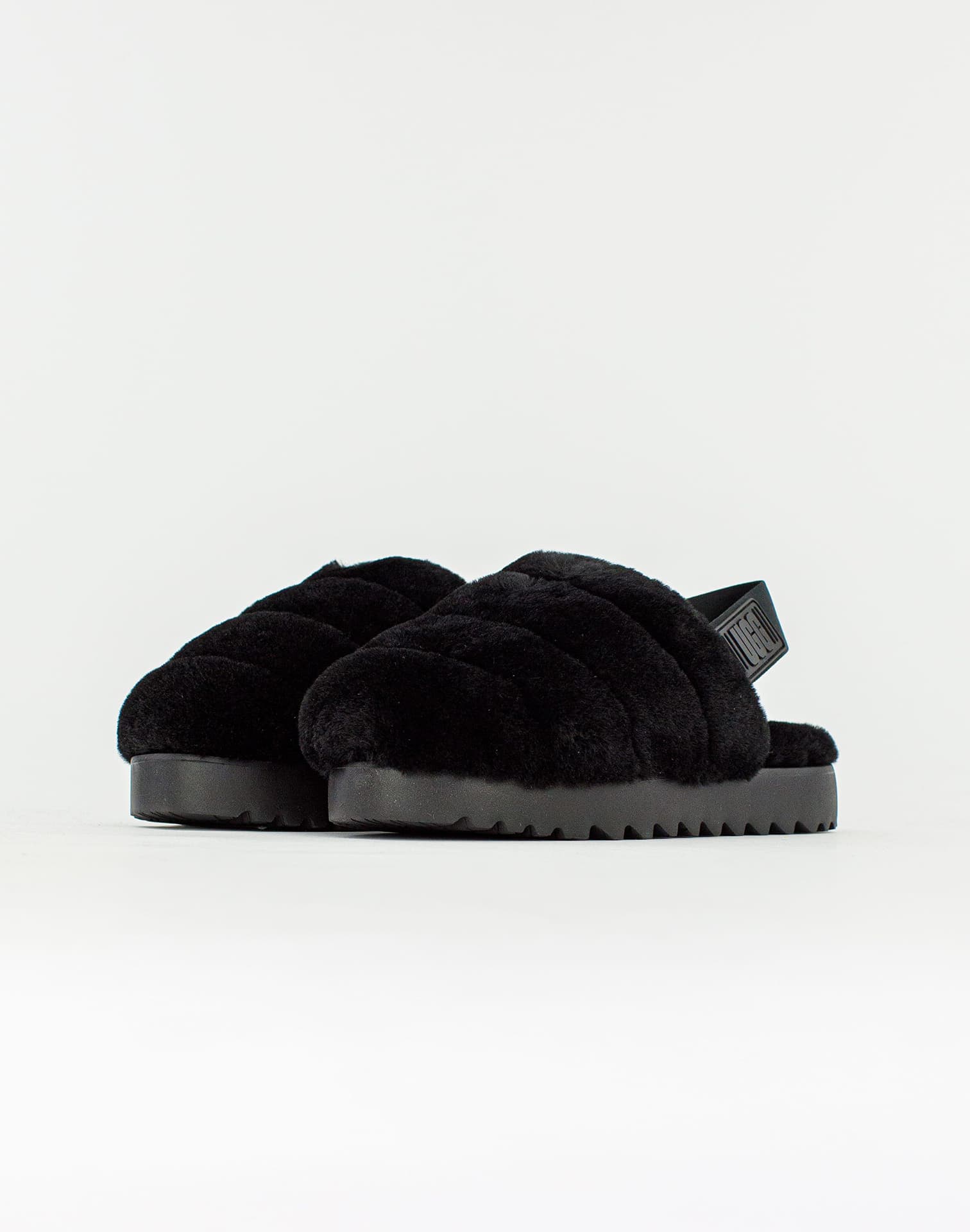 UGG SUPER FLUFF SLIPPERS