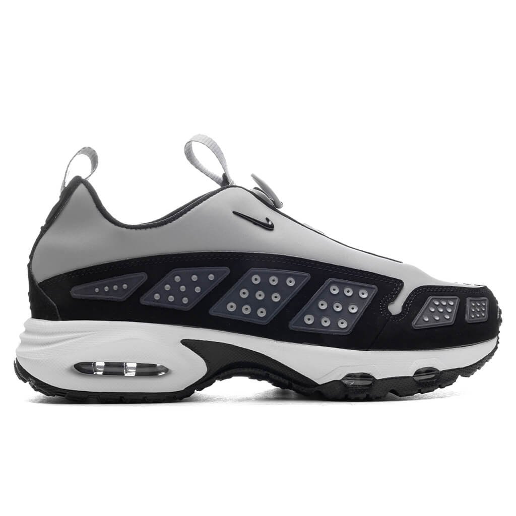 Women_s-Air-Max-Sunder---Silver-Black-Anthracite-HF1199-001---01-29-25---Feature--VR.jpg