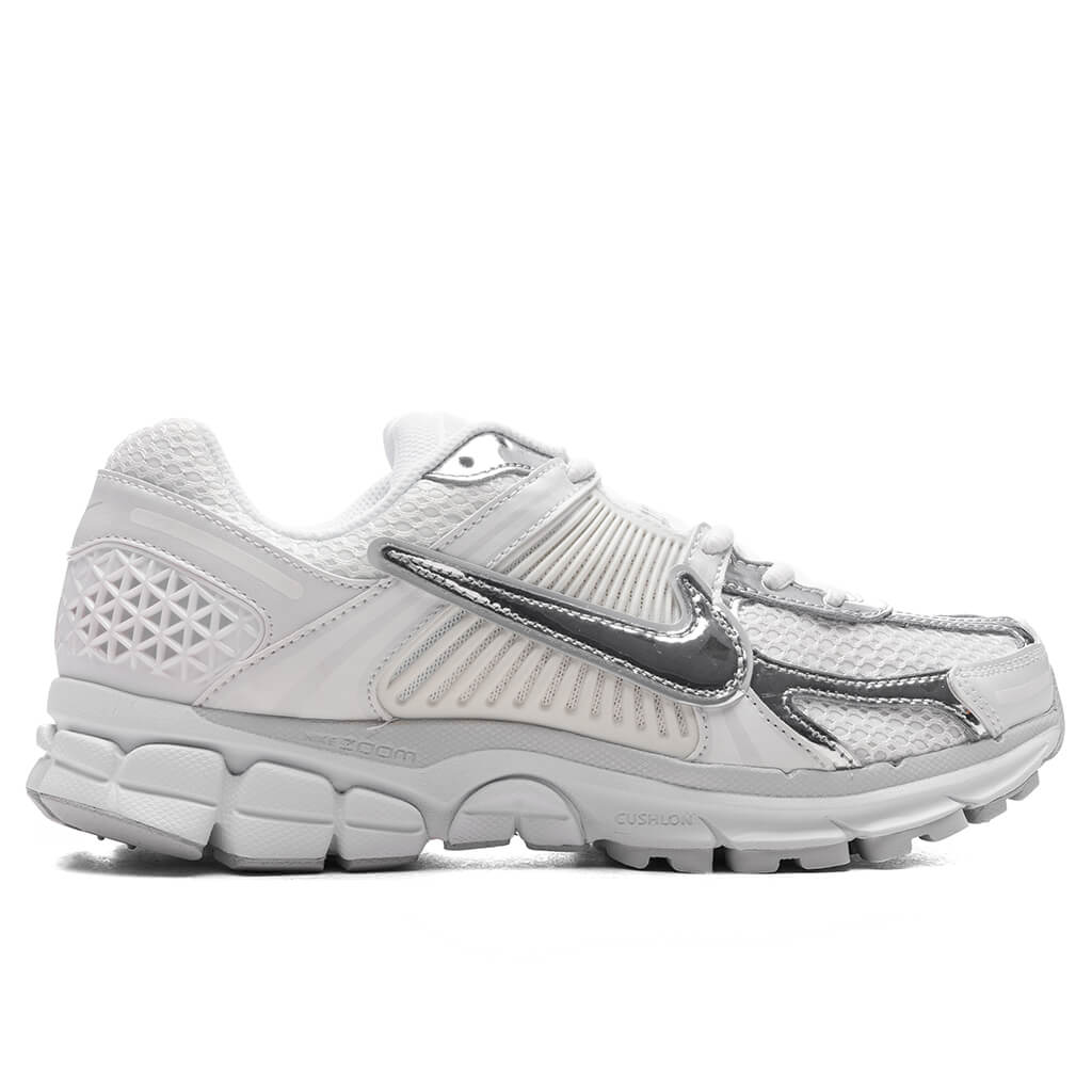 Women_s-Zoom-Vomero-5-Gold---White-Metallic-Silver-Summit-White-HF7723-100-01-27-25-Feature-KN.jpg