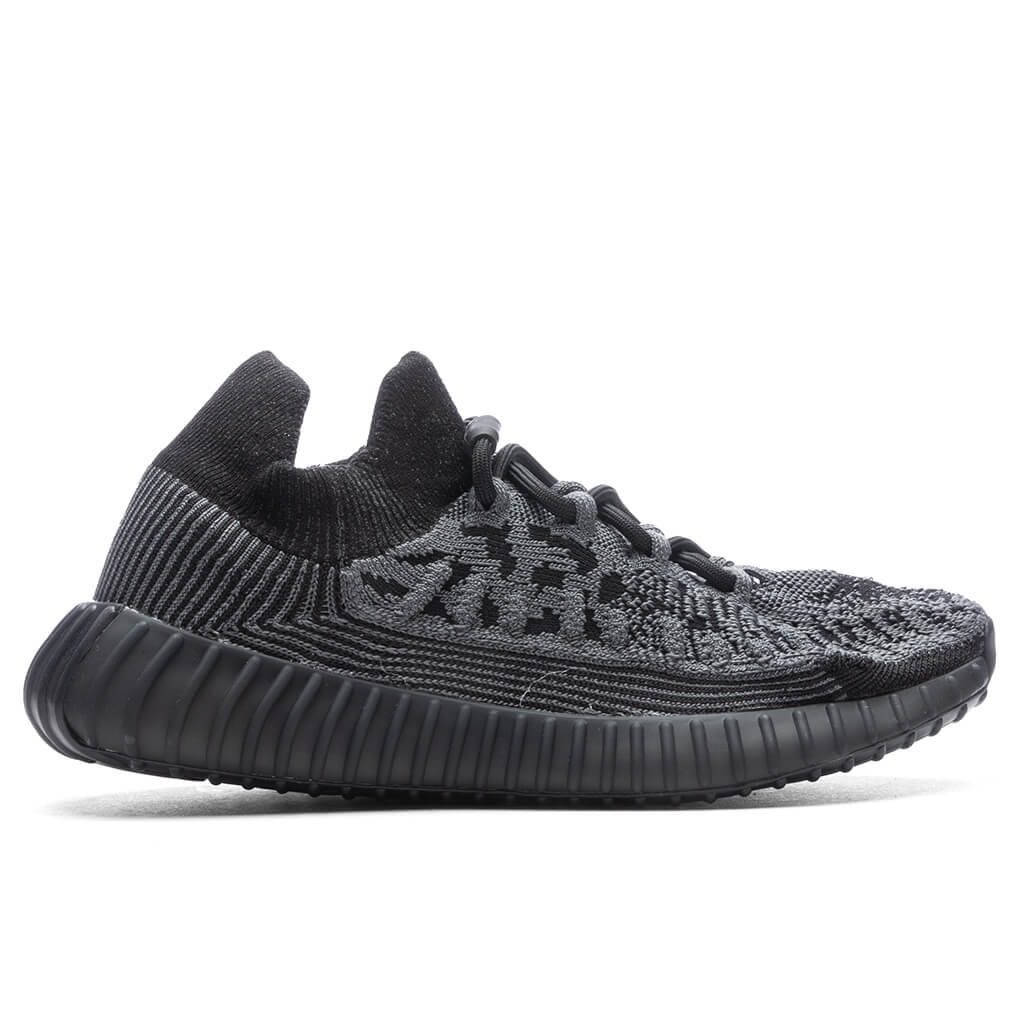 Yeezy-350-v2-CMPCT---Slate-Onyx-IG9606---08-02-23---Feature--KN.jpg