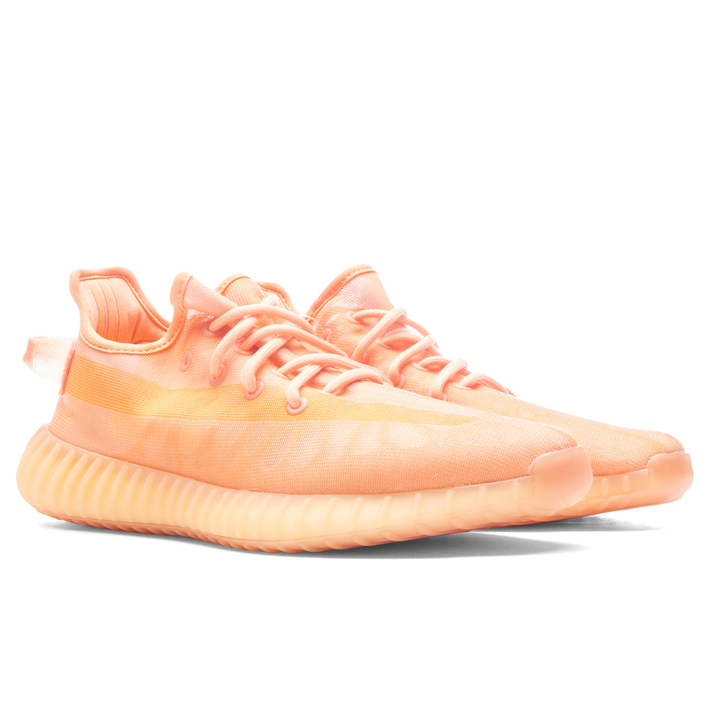 Yeezy-Boost-350-V2---Mono-Clay-GW2870-08-28-24-Feature-VR-5.jpg