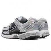 Zoom Vomero 5 - Metallic Silver/Black/Pure