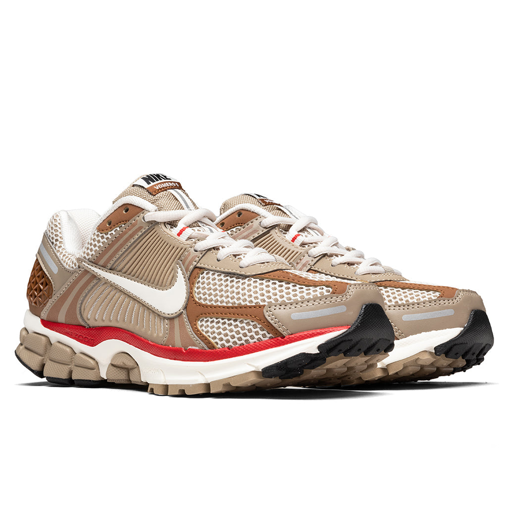 Women's Zoom Vomero 5 - Khaki/Phantom/Fire Red/Sail