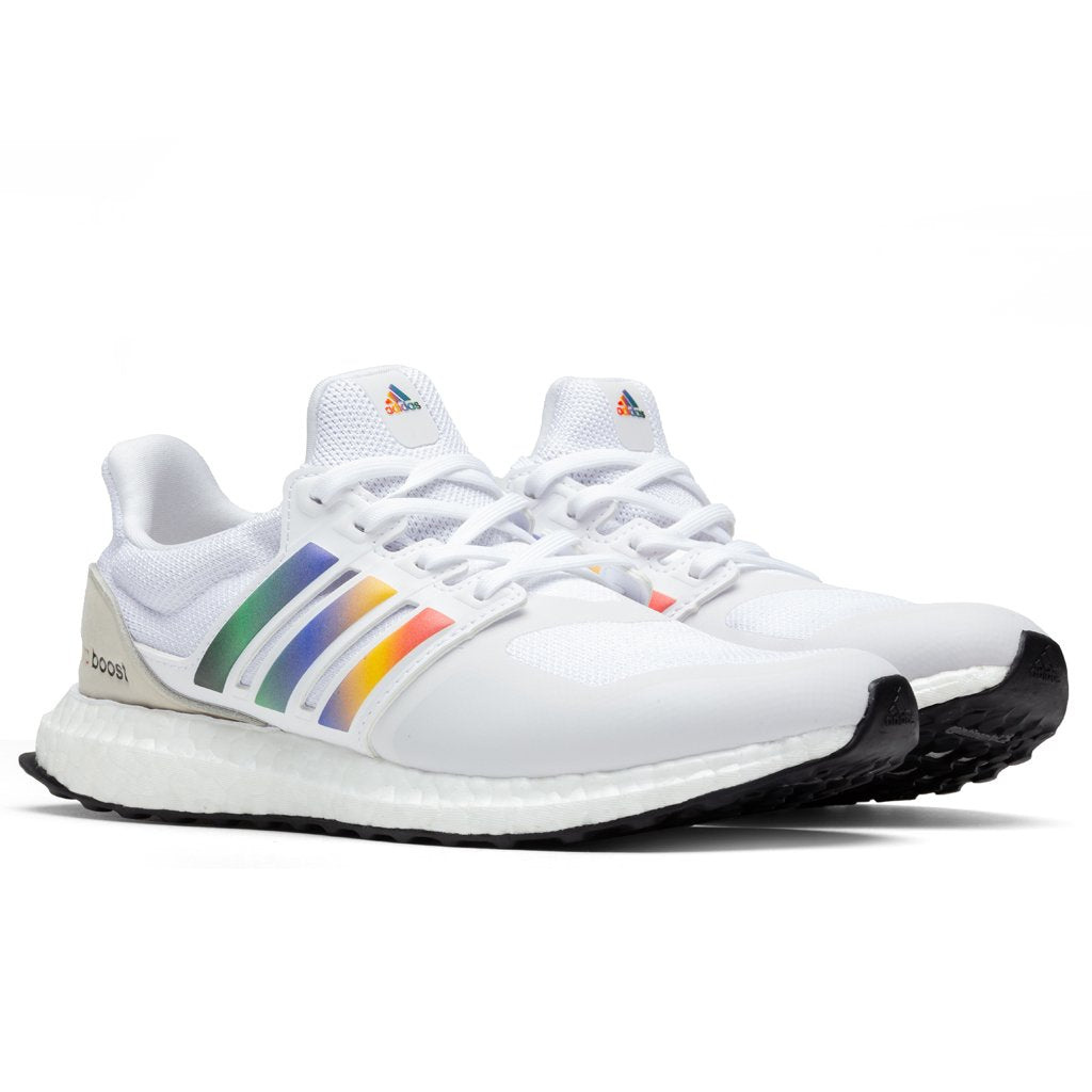 adidas-originals-womens-ultraboost-dna-cloud-whitered-2.jpg