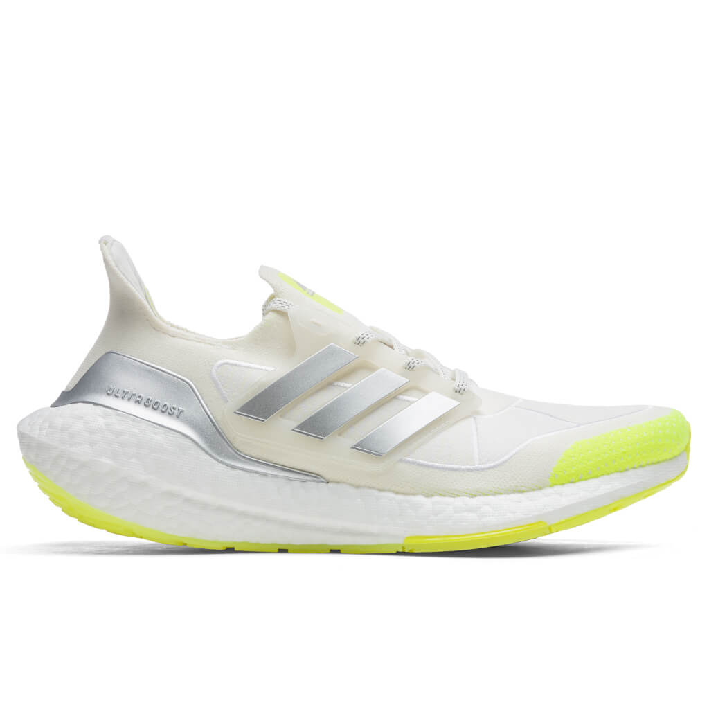 adidas-x-IVY-PARK-Ultraboost---Off-White-Silver-Metal-Footwear-White-HR0181---08-16-22---Feature-JORDAN.jpg