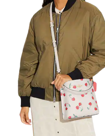 coach-mollie-bucket-22-with-heart-cherry-print.png