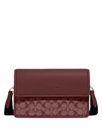 coach-turner-flap-crossbody-in-signature-chambray-2.png