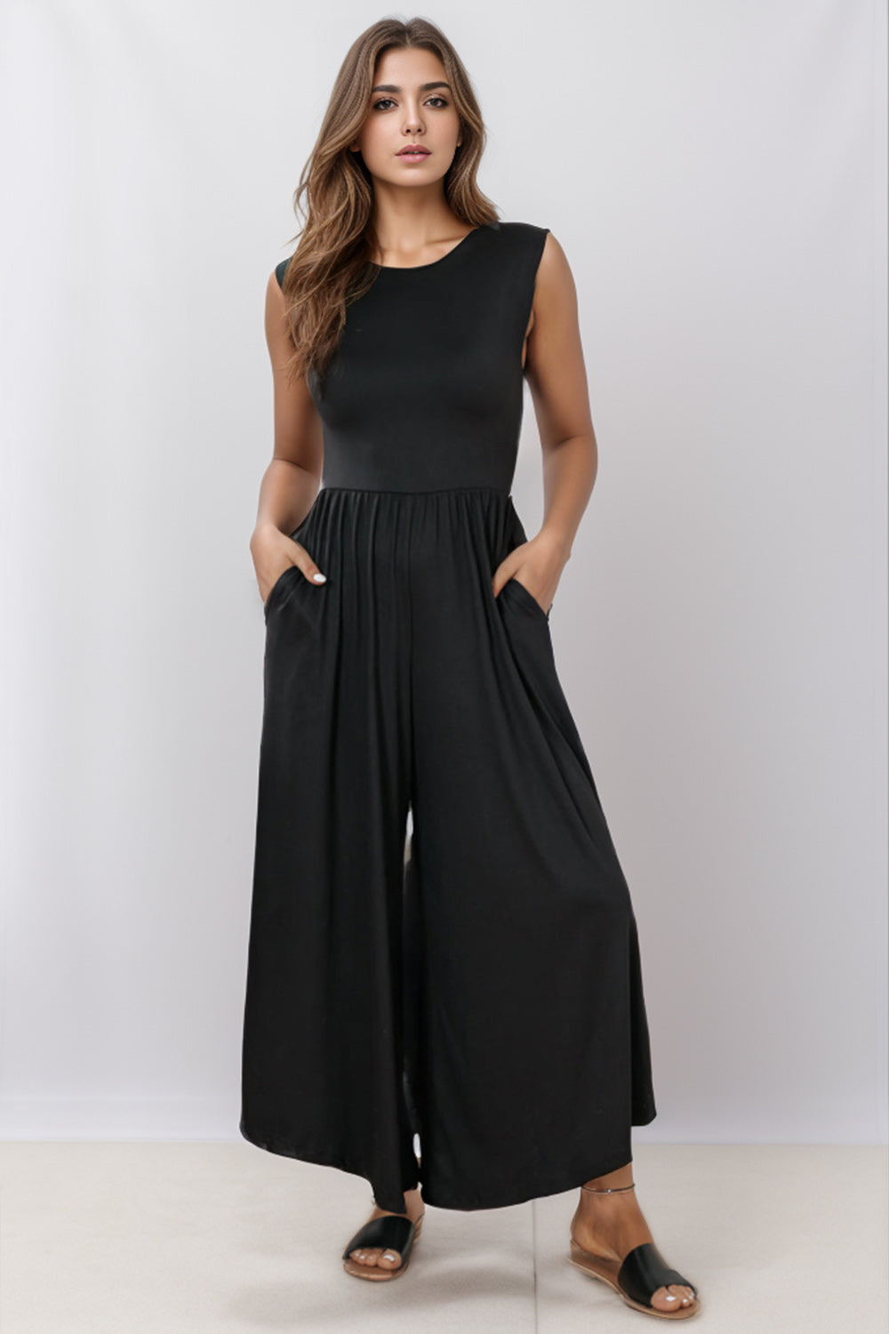 Round Neck Sleeveless Jumpsuit with Pockets