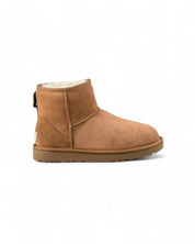 Women's Classic Mini Ii Boot In Chestnut