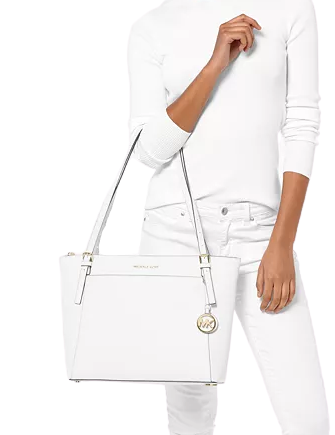 michael-michael-kors-voyager-east-west-leather-tote-5-01.png