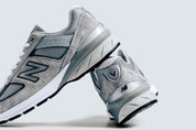 990v5 - Grey/Castlerock