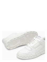 LOW TOP SNEAKER FREEDOTS