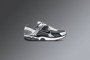 Zoom Vomero 5 - Dark Grey/Black/White/Sail